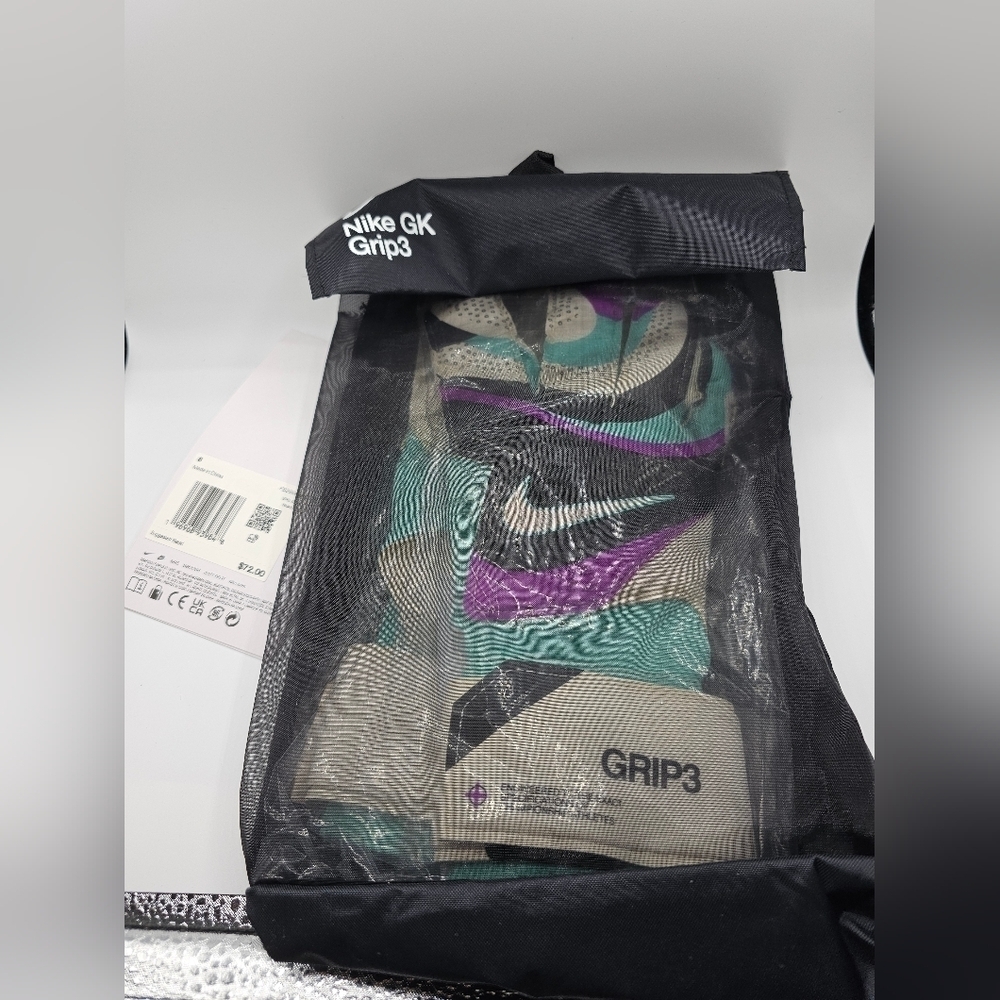 Nike GK Grip3 Soccer Goalkeeper Gloves